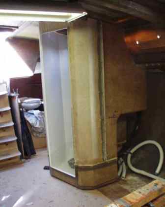 Malua — bathroom mod in situ